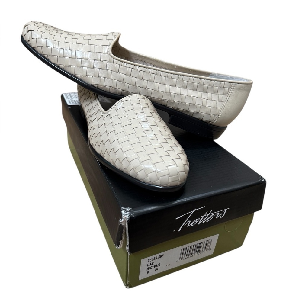 Trotters Liz Bone Beige Basket Woven Leather Loafers Casual Shoes Womens Size 8N